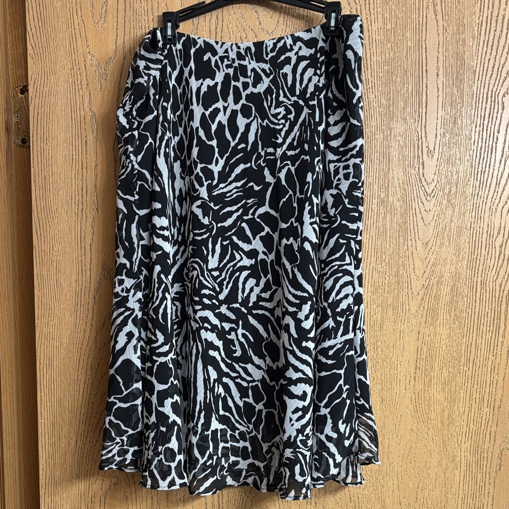 Covington Black and White Animal Print Skirt